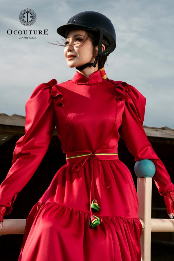 ФОТО: O Couture Mongolian Fashion Brand наадмын гоёлын загваруудаа танилцууллаа