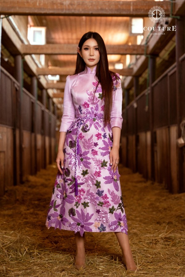 ФОТО: O Couture Mongolian Fashion Brand наадмын гоёлын загваруудаа танилцууллаа