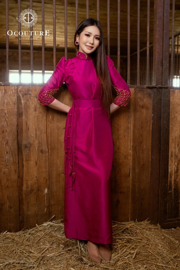 ФОТО: O Couture Mongolian Fashion Brand наадмын гоёлын загваруудаа танилцууллаа