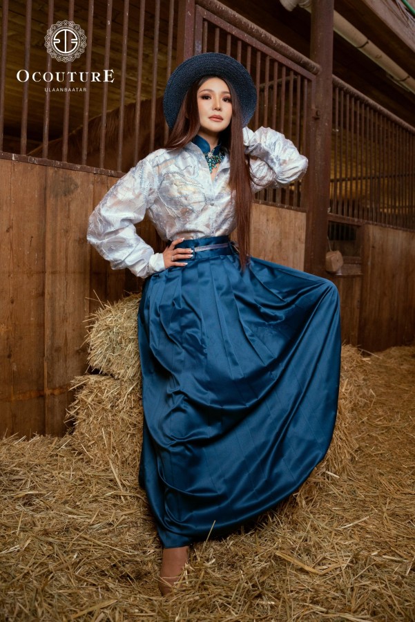 ФОТО: O Couture Mongolian Fashion Brand наадмын гоёлын загваруудаа танилцууллаа
