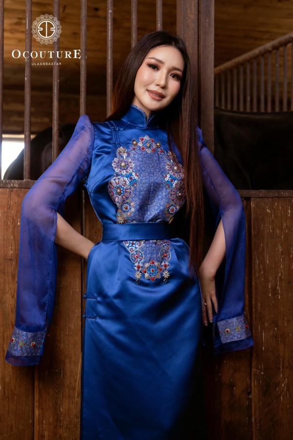 ФОТО: O Couture Mongolian Fashion Brand наадмын гоёлын загваруудаа танилцууллаа