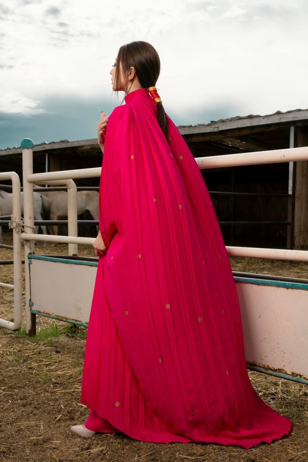 ФОТО: O Couture Mongolian Fashion Brand наадмын гоёлын загваруудаа танилцууллаа