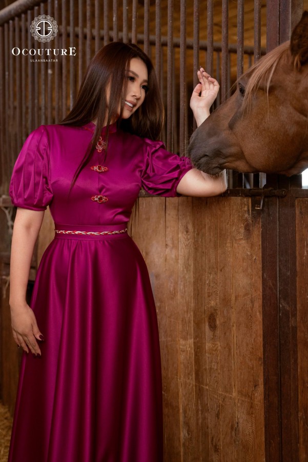 ФОТО: O Couture Mongolian Fashion Brand наадмын гоёлын загваруудаа танилцууллаа
